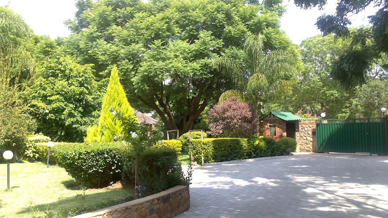 Wozani Lodge Bulawayo Exterior foto